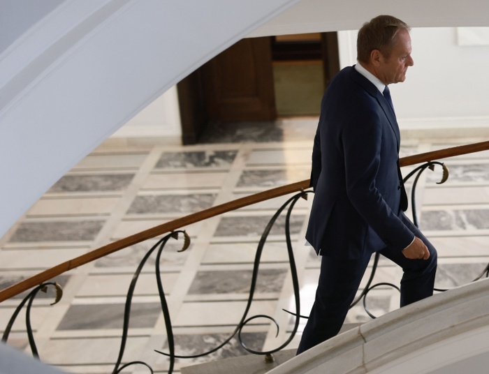 Tusk czuje się zagrożony, dostał ochronę od państwa. To decyzja rządu