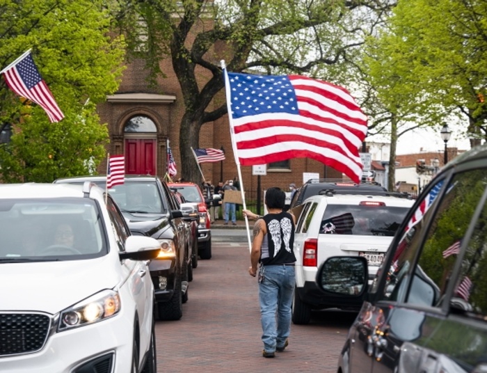 Kilka uwag na temat postglobalizacji z pozycji USA...