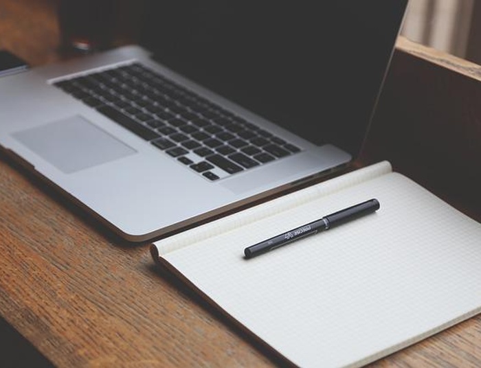 Na Ukrainie wojna na żywo, a na zachodzie wojna domowa