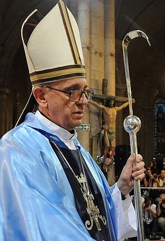 Jorge Bergoglio, wysoki hierarcha Kościoła Jezusa w Argentynie za czasów zbrodniczego reżimu