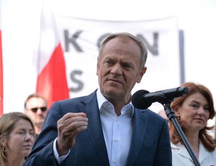 "Czerezwyczajna Komisja antytuskowa"