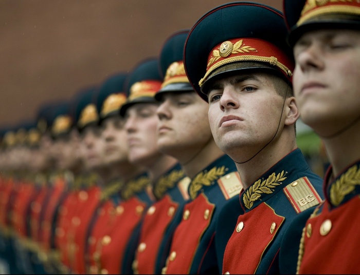 "Niemcy - blokując transport broni na Ukrainę - wystąpiły przeciw interesom Zachodu"