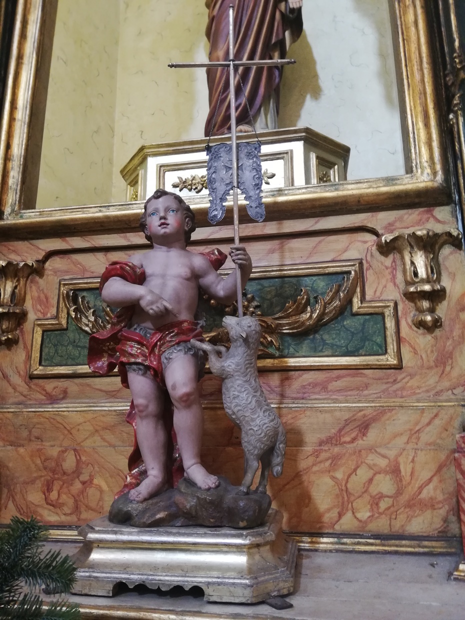 Dzieciątko Jezus w szacie Zmartwychwstałego czyli symbol Miłości zwyciężającej strach. Figurka znajduje się w kościele Nossa Senhora da Penha de França w Lizbonie, fot. K.Radwańska