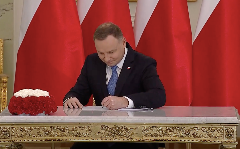 Prezydent Andrzej Duda podpisał nowelizację Kodeksu pracy.