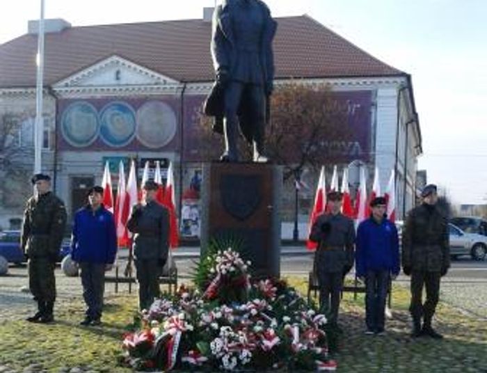 Orkiestra pięknie grała. Obchody Narodowego Święta w Kutnie