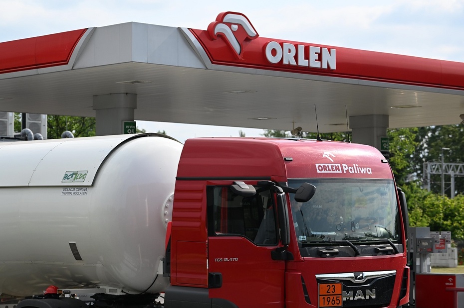 Grupa Orlen nie przewiduje zmiany polityki cenowej przy sprzedaży paliw. Fot. Grupa Orlen