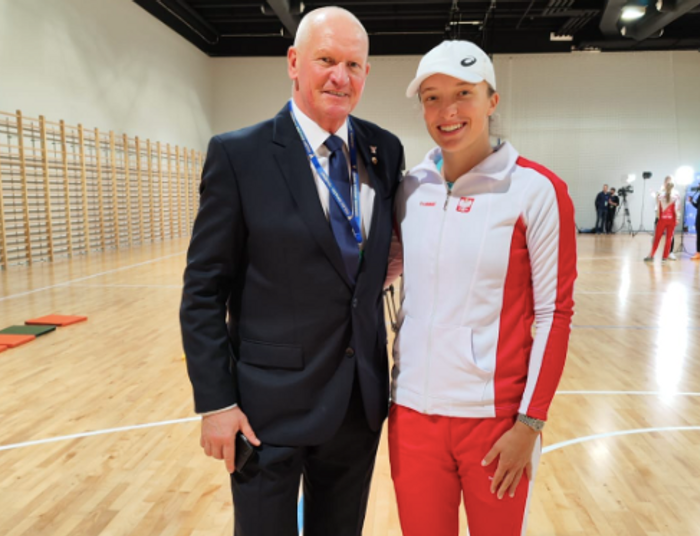 Onet kontra prezes polskiego tenisa. Oświadczenia wydały córka i żona Skrzypczyńskiego