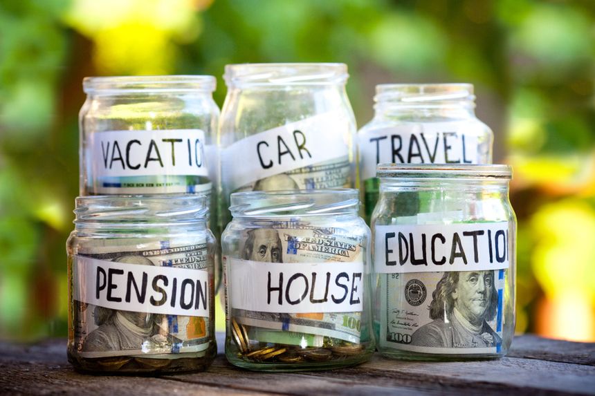 Życiowe cele wymagają długoterminowego oszczędzania. Fot. Shutterstock