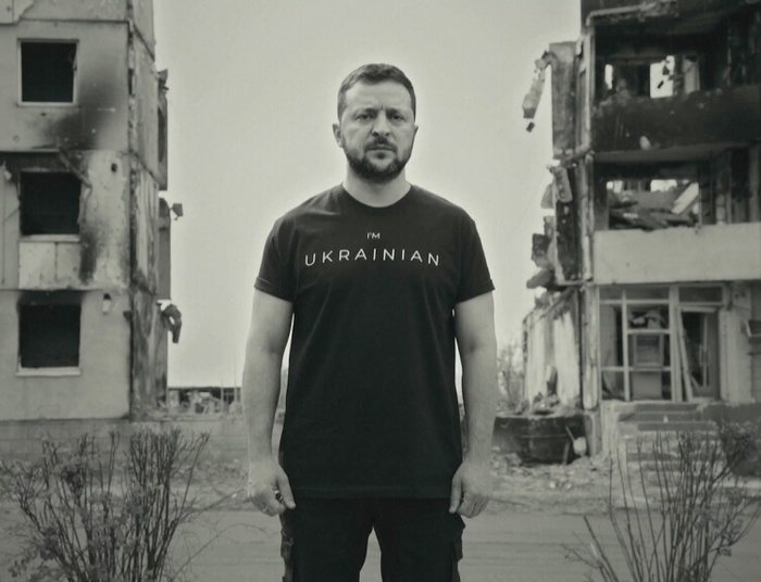 Prezydent Zełeński pokonuje rosyjskiego Goliata