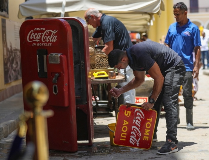 Kuba i Argentyna wpadły w finansowe turbulencje