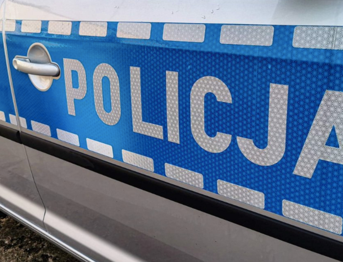 Nastolatek przeszedł na islam i planował zamach na policjantów. Usłyszał zarzuty