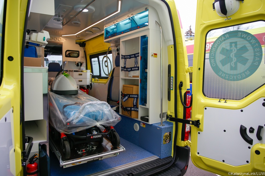 Szpital odmówił pacjentce transportu sanitarnego. Zdjęcie ilustracyjne, fot. gov.pl