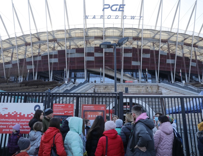 "Pomoc uchodźcom konieczna. W tej sytuacji trzeba zrezygnować z niektórych inwestycji"