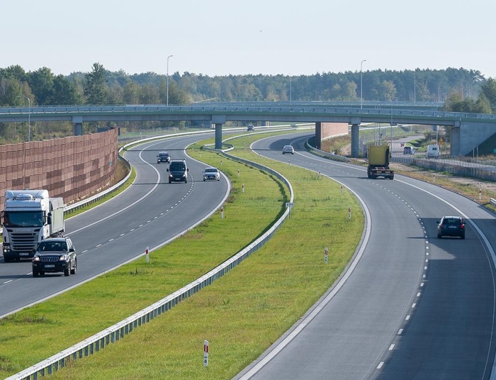Progi zwalniające na autostradach? Dementi Generalnej Dyrekcji Dróg Krajowych i Autostrad