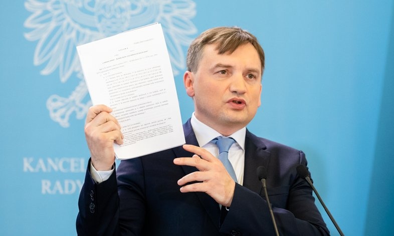 Zbigniew Ziobro utrzymuje, że Solidarna Polska pozostanie w koalicji Zjednoczonej Prawicy.