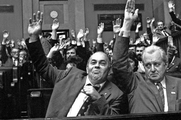 Sejm kontraktowy 1989 sukces?