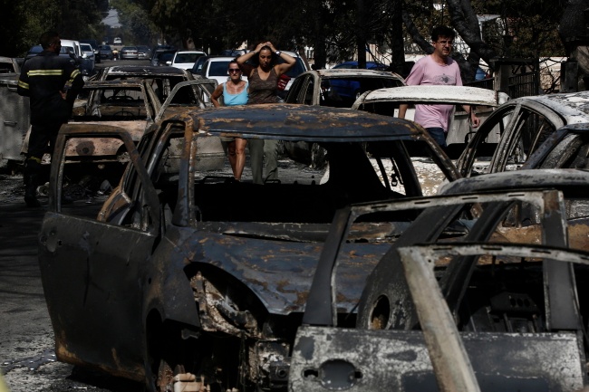 Straszliwy pożar w Grecji. Fot. PAP/EPA/YANNIS KOLESIDIS