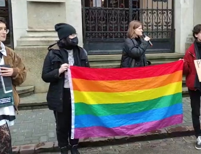 Dalszy ciąg afery o "transfobię" na UJ. Student obraził rektora, trwa postępowanie