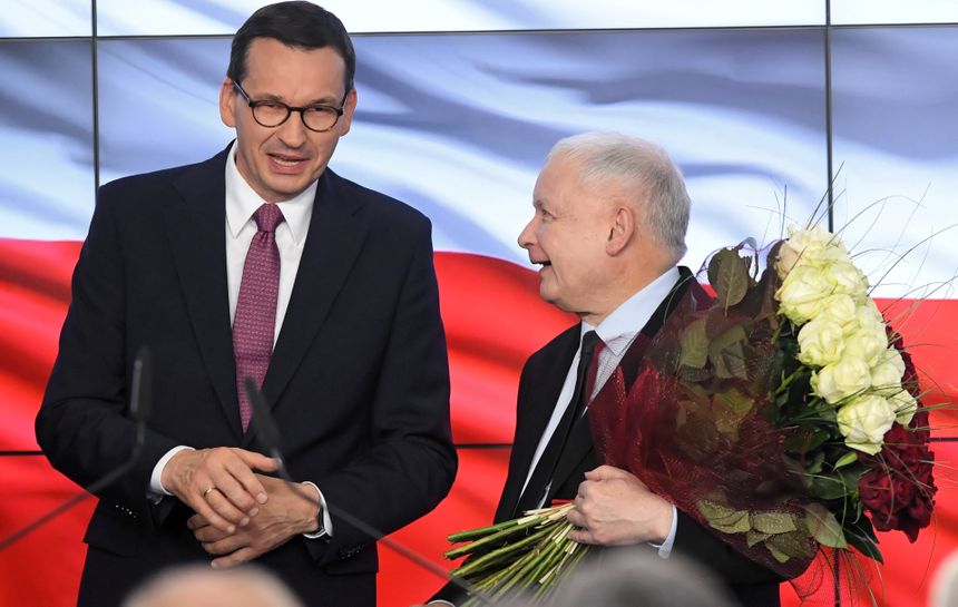 PiS moze wygrać następne wybory. fot. PAP/Radek Pietruszka