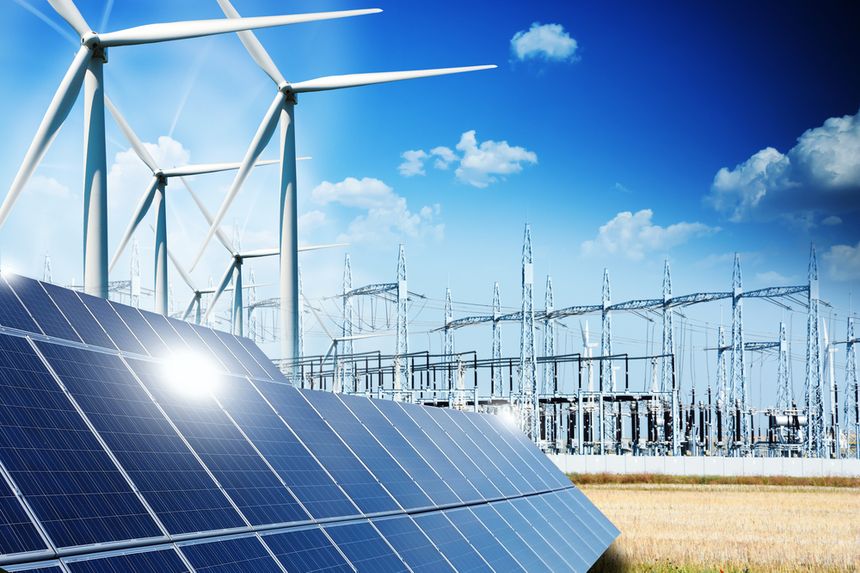 W Polsce coraz więcej energii pochodzi ze źródeł odnawialnych. Fot. Shutterstock
