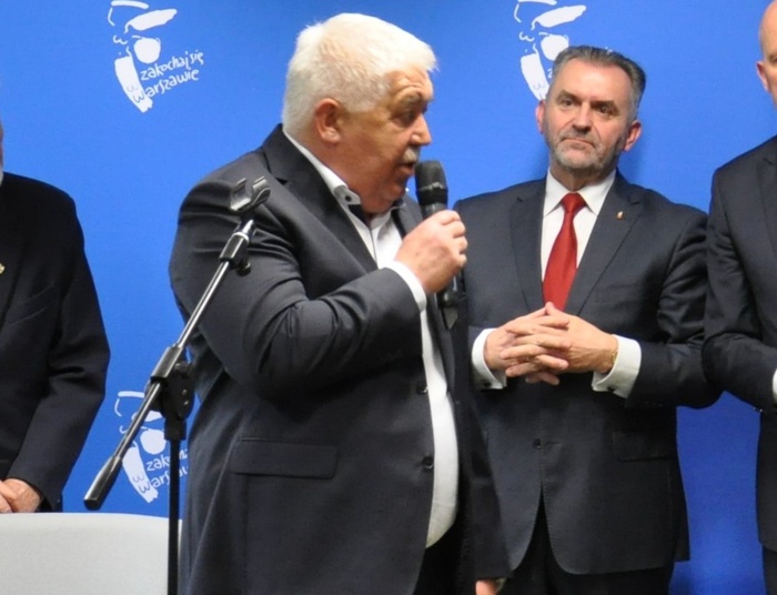 Były komendant miał potężne kłopoty. Trzaskowski go zdymisjonował, odnalazł się w spółce