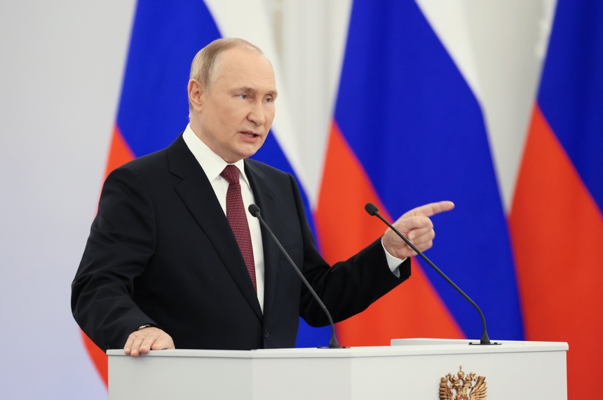Putin przemawiał na Kremlu, gdy nagle rozległ się huk. Potężne eksplozje na Krymie