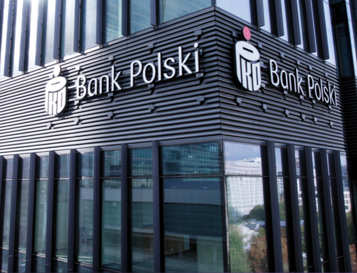 Koszmarna awaria w PKO BP. Klienci odcięci od środków, co się dzieje?