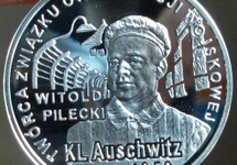 srebrna moneta z rtm.Pileckim wyemitowana przez Narodowy Bank Polski na wniosek Fundacji Paradis Judaeorum