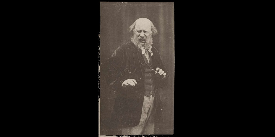 Wczesne zdjęcie pokazujące człowieka odczuwającego pogardę (koniec XIX wieku, Wielka Brytania)