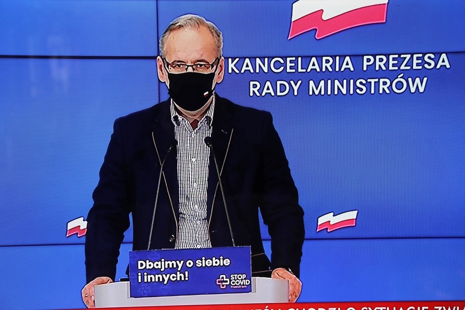 Minister Adam Niedzielski przedstawił nowy plan rządu na walkę z drugą falą zachorowań na koronawirusa. Fot. PAP/Wojciech Olkuśnik