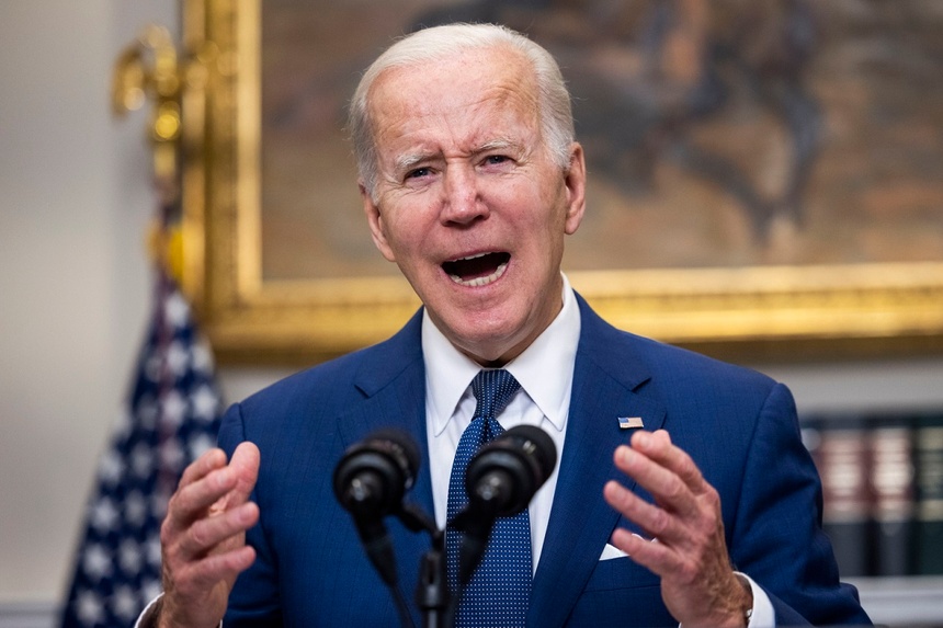 Joe Biden: Kiedy przeciwstawimy się lobby broni palnej. PAP/EPA/JIM LO SCALZO / POOL