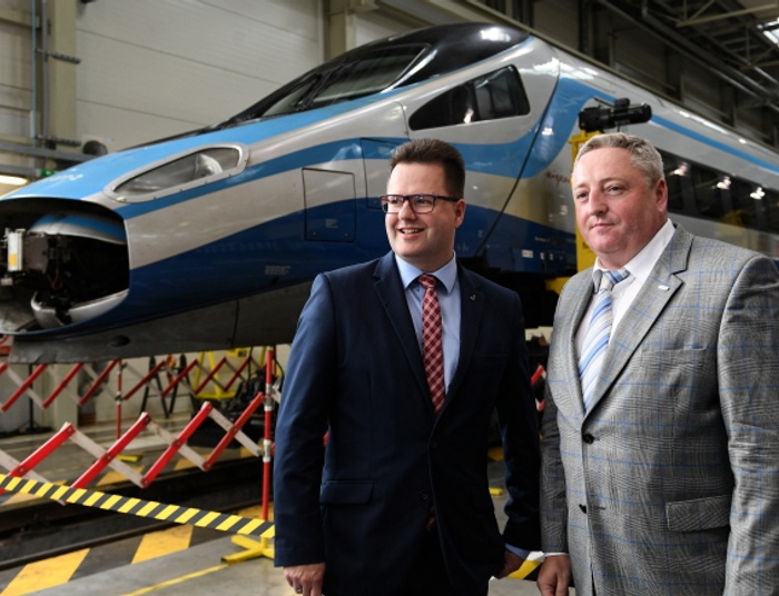 W Pendolino będzie Wi-Fi. Za ponad 30 mln zł. Internauci kpią, że PO tego nie załatwiło