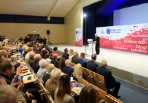 Jarosław Kaczyński podczas konwencji w Pile. fot. PAP/Jakub Kaczmarczyk