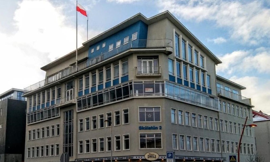 Embassy of Poland, Reykjavik, CC BY 3.0 <https://creativecommons.org/licenses/by/3.0>, via Wikimedia Commons