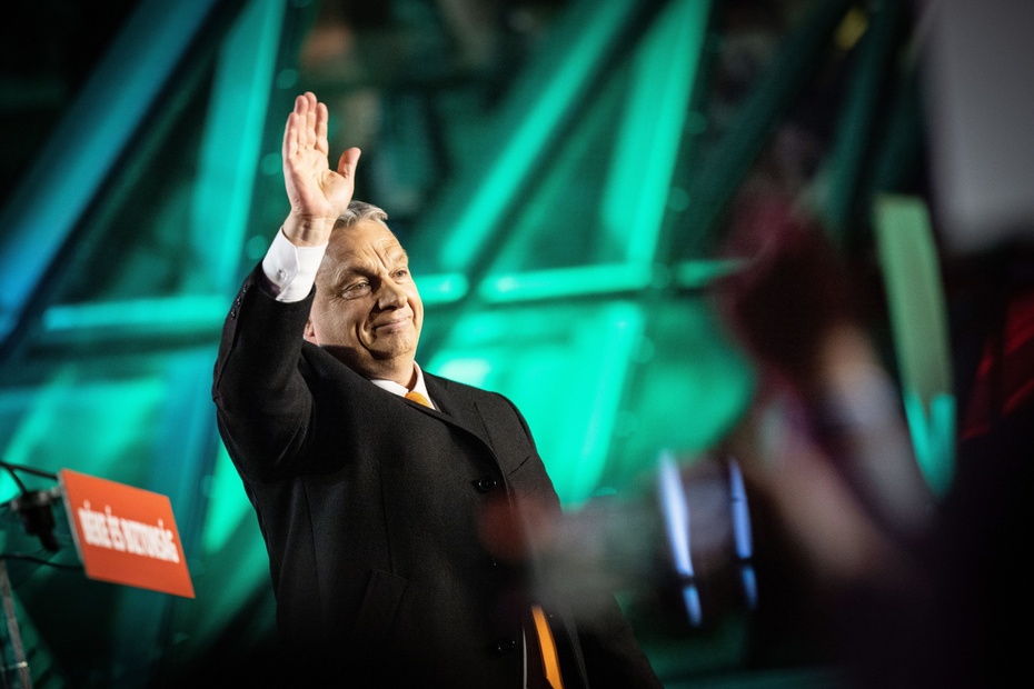 Viktor Orban będzie premierem jeszcze dłużej. Fidesz rządzi już od 12 lat na Węgrzech. Fot. PAP/EPA