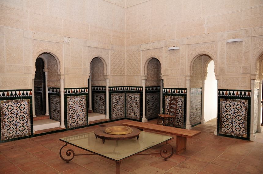 Łaźnie arabskie w Alhambrze/ Pueblo Espanyol/