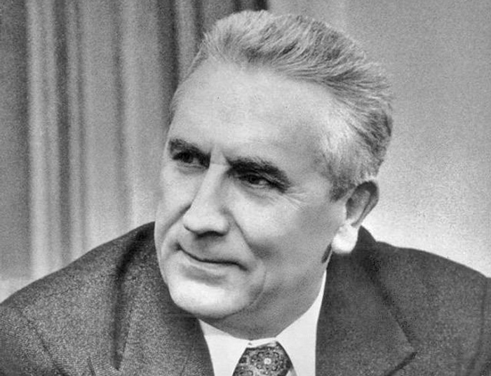 Oblężona samotna twierdza