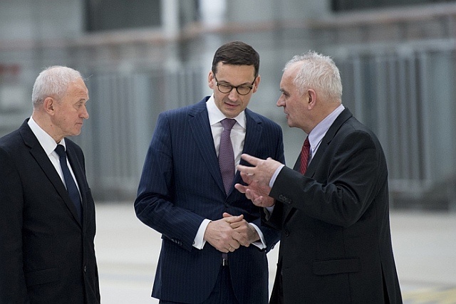 Premier Mateusz Morawiecki z ministrem Krzysztofem Tchórzewskim, fot. KPRM