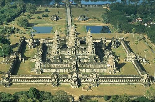 Angkor Wat (Kambodża)