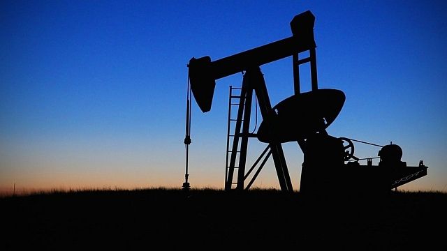 Cena ropy - korekta czy słabnący popyt?