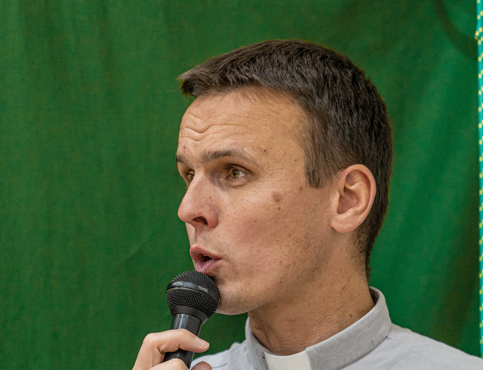 Znany ksiądz o lekcjach religii. "Wypisała się cała klasa pierwsza"