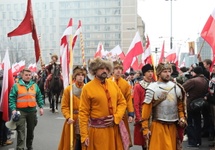 11 listopada 2019. Uczestnicy Marszu Niepodległości w Warszawie. Fot. PAP/Wojciech Olkuśnik