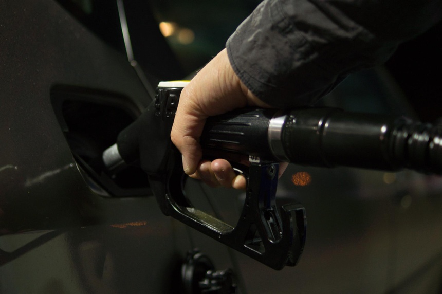 W najbliższych dniach benzyna będzie drożała, możliwe ceny powyżej 7 zł z litr. Źródło: pixabay.com