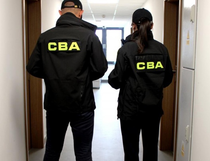 CBA zatrzymało burmistrzynię Młynar i wicestarostę elbląskiego