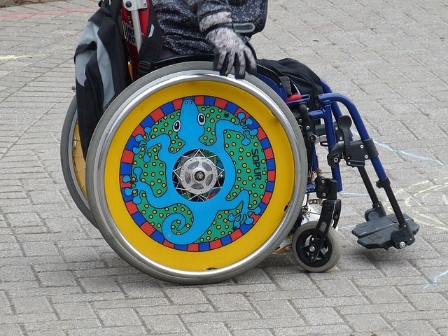 Niepełnosprawny na wózku