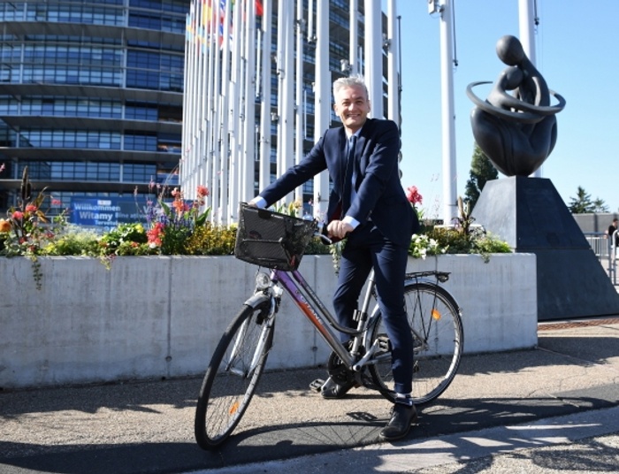 Prof. Środa- Wiosna katapultą dla karierowiczów. Biedroń polityk czy karierowicz?