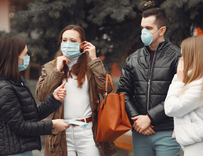 Obowiązkowe maseczki. Pierwszy szpital wraca do restrykcji pandemicznych