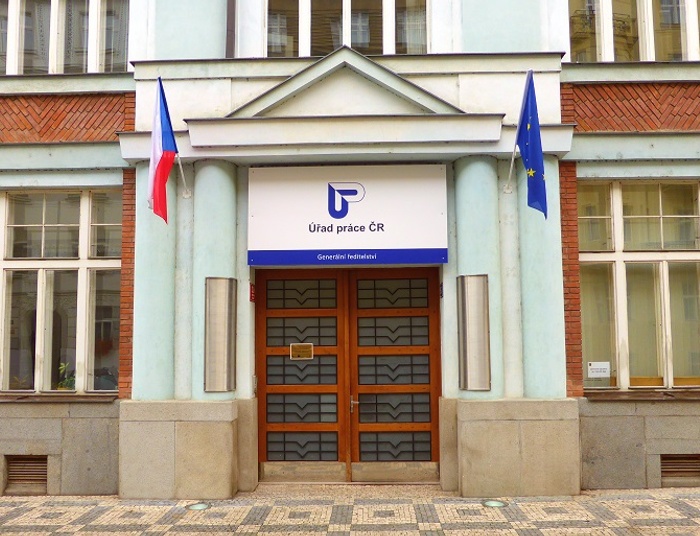 Katastrofa w czeskiej polityce społecznej. Ludzie miesiącami czekają na wypłatę świadczeń