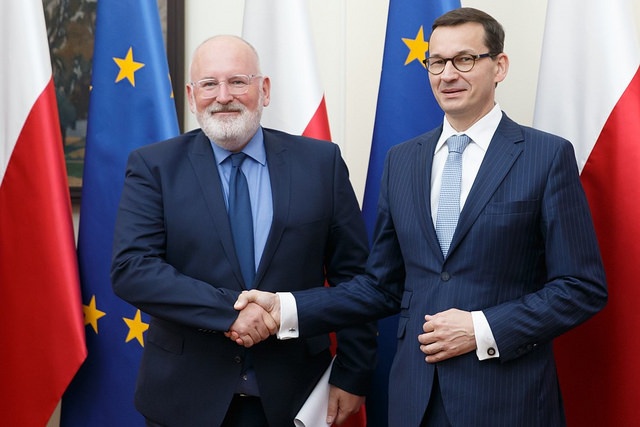 Mateusz Morawiecki i Frans Timmermans podczas spotkania w Warszawie fot. Flickr / Kancelaria Premiera