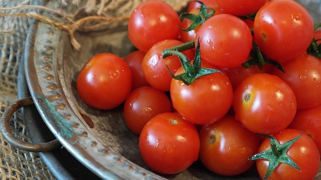 Składnik pomidorów - likopen - ma działanie przeciwnowotworowe. Fot. Pixabay